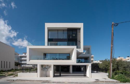 Ierapetra Apartment | The White Loft - Cretan Luxury