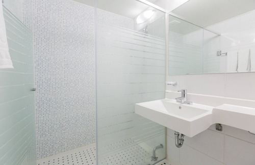 Bongpyeong House | The White View Pension