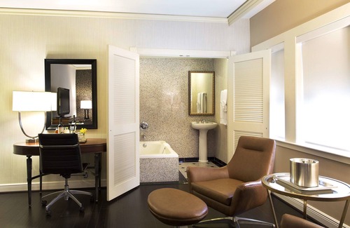 Central Business District Hotel | The Whitehall Houston