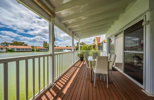 South Yunderup Villa | The Whitehouse - South Yunderup