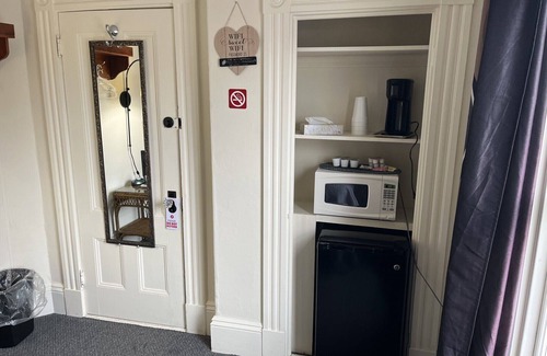 Lincoln Hotel | The Whitetail and Suites