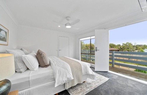 Capel Sound House | The Whitewinds - A Group Escape by Rosebud Beach