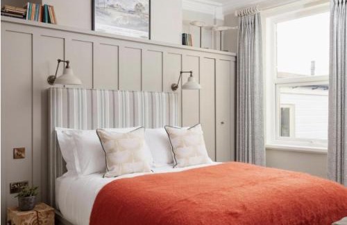 Alnmouth Hotel | The Whittling House