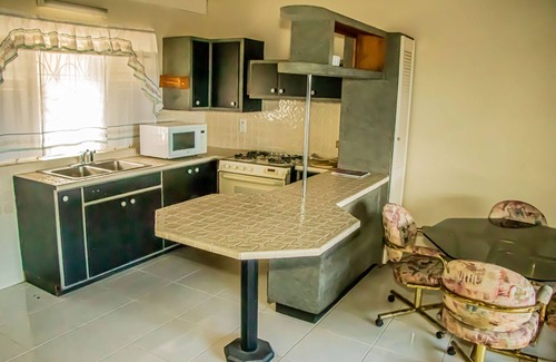 IronShore Estates House | The Whytehouse Villa