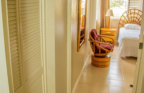 IronShore Estates House | The Whytehouse Villa