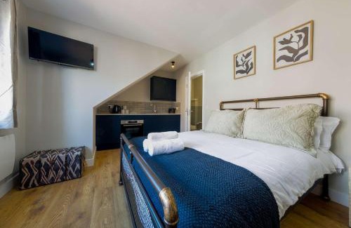 Bradley Stoke Apartment | The Willow - Studio 17