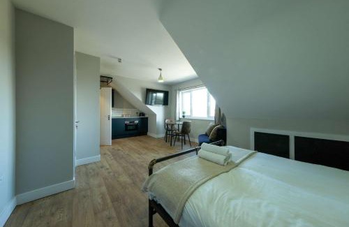 Bradley Stoke Apartment | The Willow - Studio 20
