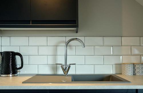 Bradley Stoke Apartment | The Willow - Studio 20