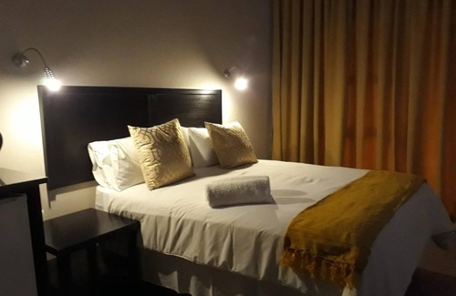Klerksdorp House | The Willow Tree Guest House