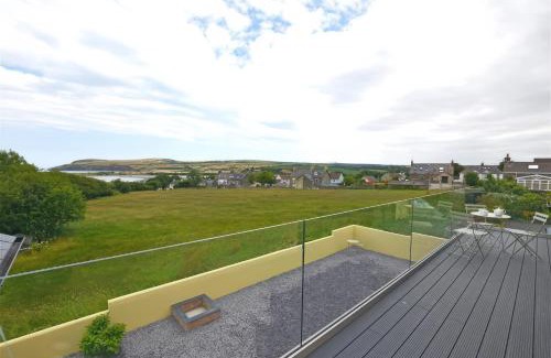 Newport House | The Willows