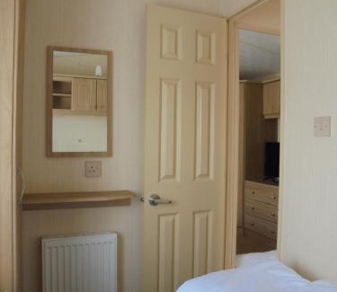 Ingoldmells Apartment | The Wolds: The Wolds:- 6 Berth, Central Heated