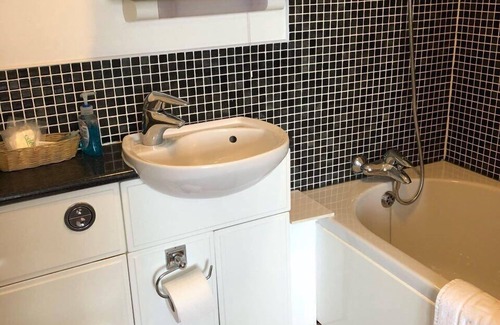 Lydney Hotel | The Woolaston Inn