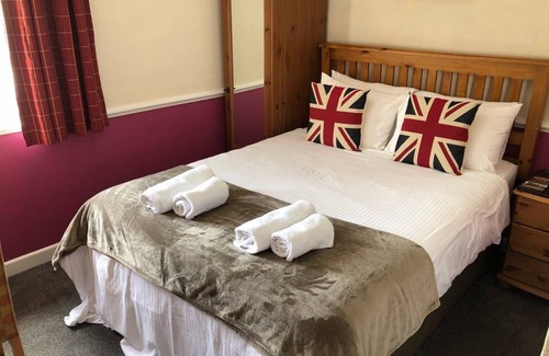 Lydney Hotel | The Woolaston Inn