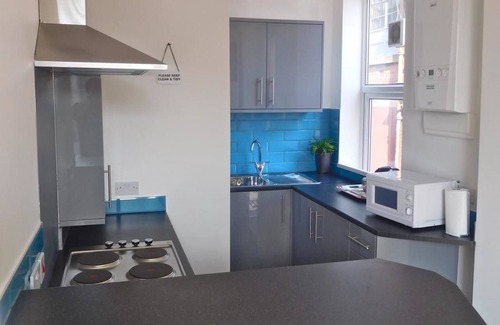 Leeds City Center House | The Wrens