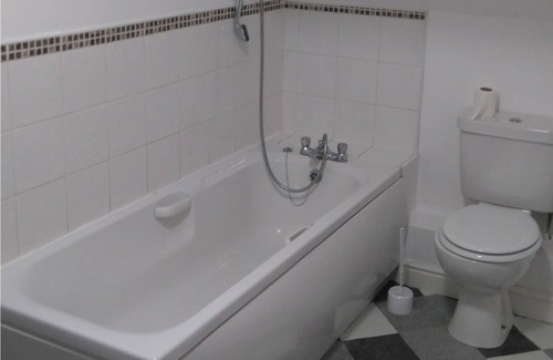 Leeds City Center House | The Wrens