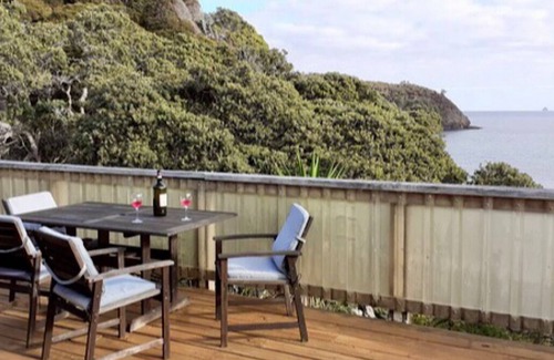 Great Barrier Island House | “The Yard Master” Schooner Bay