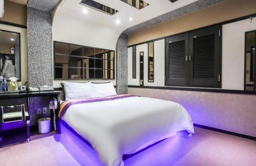 Downtown Hotel | The Zara Hotel