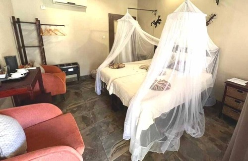 Kasane Cabin | Thebe River Safaris