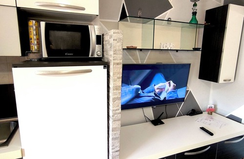 Zona XXX Castel Fusano Apartment | TheColours