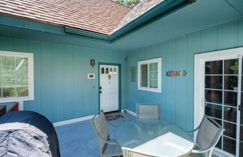 Cedar Glen House | TheDragon's Den Mega Cabin Sleeps 12