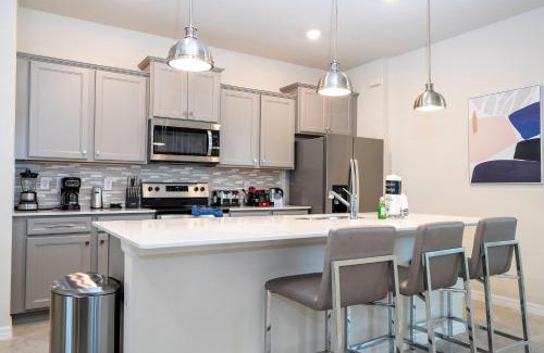 Four Corners House | Themed 7 BD Retreat with pool and Game room 16233