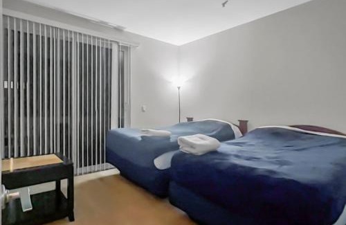 Orange Apartment | Themed Home Super Close to Disney