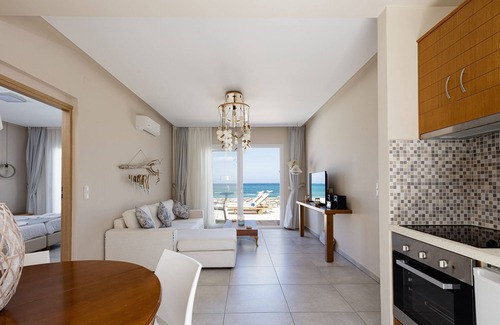 Malia Apartment | Theo Star Beach Hotel
