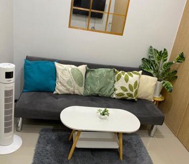 Santo Cristo Apartment | Theodore Alfonzo rental