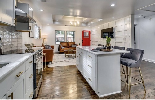 Collier Heights House | TheRedDoorBnbATL! Atlanta's Luxe Retreat!