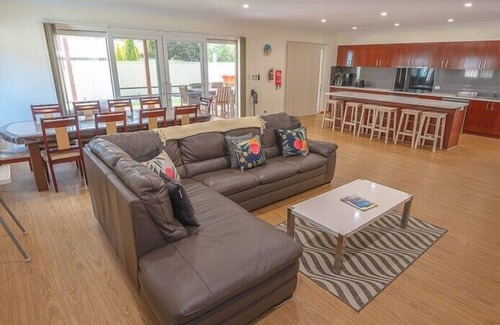Lancelin House | Things of Stone & Wood is a uniquely designed and newly built home.