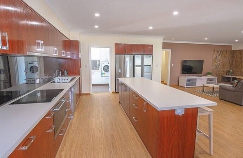 Lancelin House | Things of Stone & Wood is a uniquely designed and newly built home.
