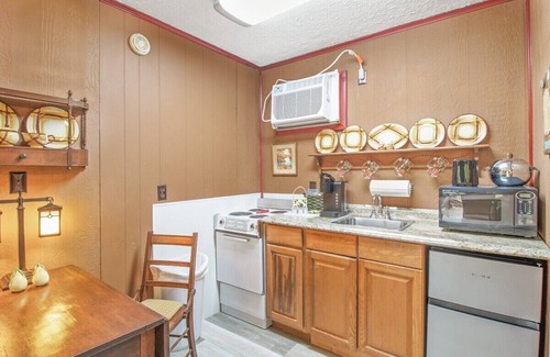 Pittsburg Apartment | This apartment is a 1 bedroom(s), 1 bathrooms, located in London, KY.