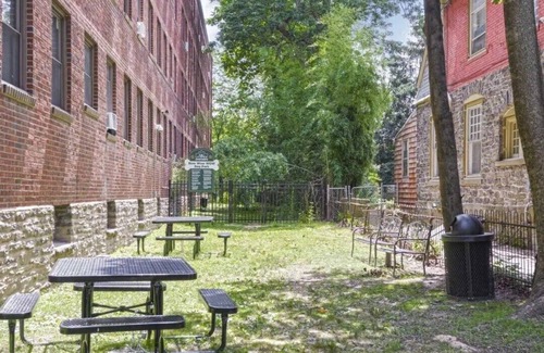 Germantown Apartment | This apartment is a 1 bedroom(s), 1 bathrooms, located in Philadelphia, PA.
