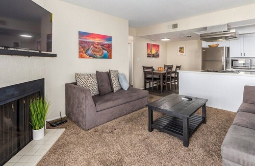 Security Acres Condo | This condominium is a 1 bedroom(s), 1 bathrooms, located in Scottsdale, AZ.