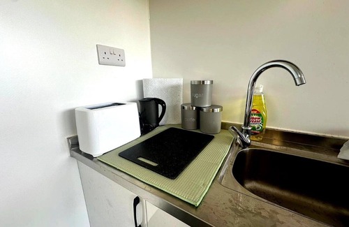 Coleraine Apartment | This dome house is a 1 bedroom(s), 1 bathrooms, located in Causeway Coast and Glens, Northern Ireland.