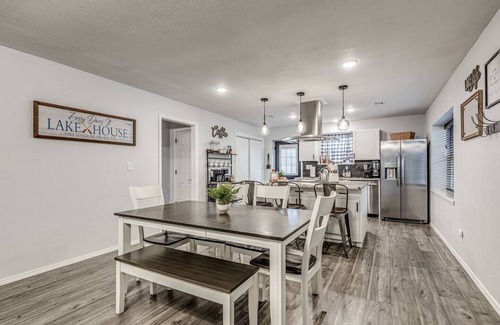 Cookson House | This house is a 2 bedroom(s), 2 bathrooms, located in Cookson, OK.