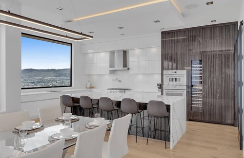 Central Okanagan House | This house is a 4 bedroom(s), 3 bathrooms, located in West Kelowna, BC.