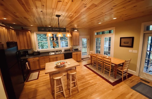 Lakemont House | "This house lives for the lake!” Flat, fenced-in yard, no stairs to Lake Rabun.