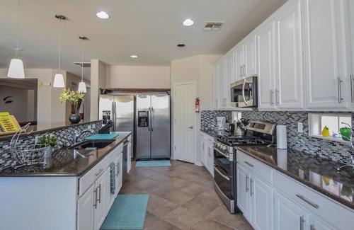 Maricopa House | THIS IS WHAT I'M TALKING ABOUT!!! 3BEDROOM, 2BATH, HEATED POOL- additional fee