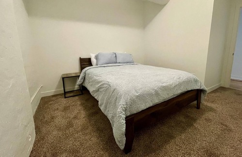 Old Market Apartment | This serviced apartment is a 2 bedroom(s), 2 bathrooms, located in Omaha, NE.