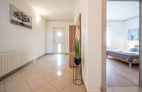 Velim House | This spacious vacation house consists of the first floor and the second floor, which are connected b