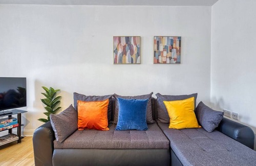 Rusholme Apartment | This stylish and central apartment in the heart of Manchester