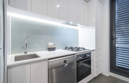 Footscray Apartment | This unique place has a style all its own