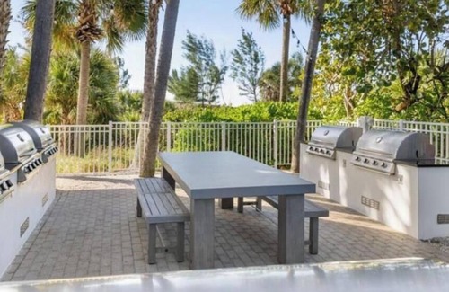 Marco Island Villa | THIS WEEK. 12-19 12-22! Marco Island Crystal Shores 2 BR villa. DISCOUNTED!