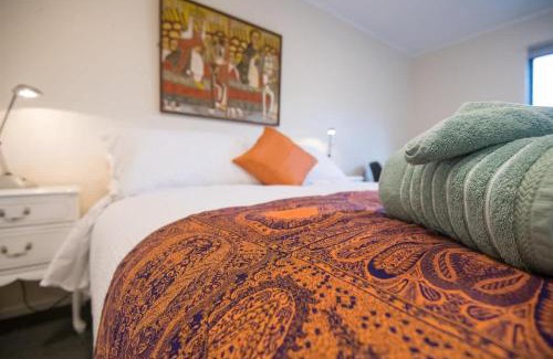 Kawaha Point House | Thistle Do Retreat