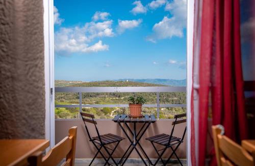 Monolithos Apartment | Thomas Hotel