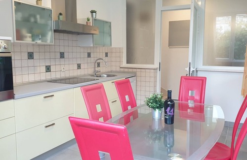Brna Apartment | Three bedroom apartment with terrace and sea view Brna, Korčula (A-9296-a)