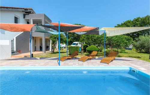 Tar Apartment | Three-Bedroom Apartment In Porec