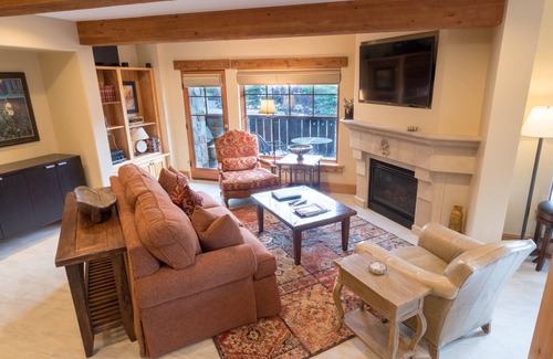 Deer Valley Apartment | Three Bedroom Suite 3 Apartment Hotel by Redawning