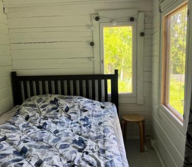 Lohja Ski Chalet | Three cozy cottages, sauna and hot tub